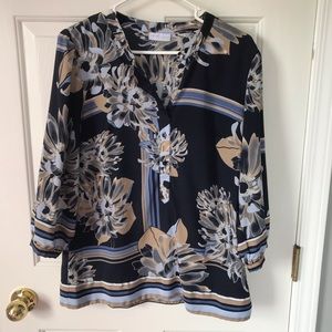 Womens New York and Company shirt